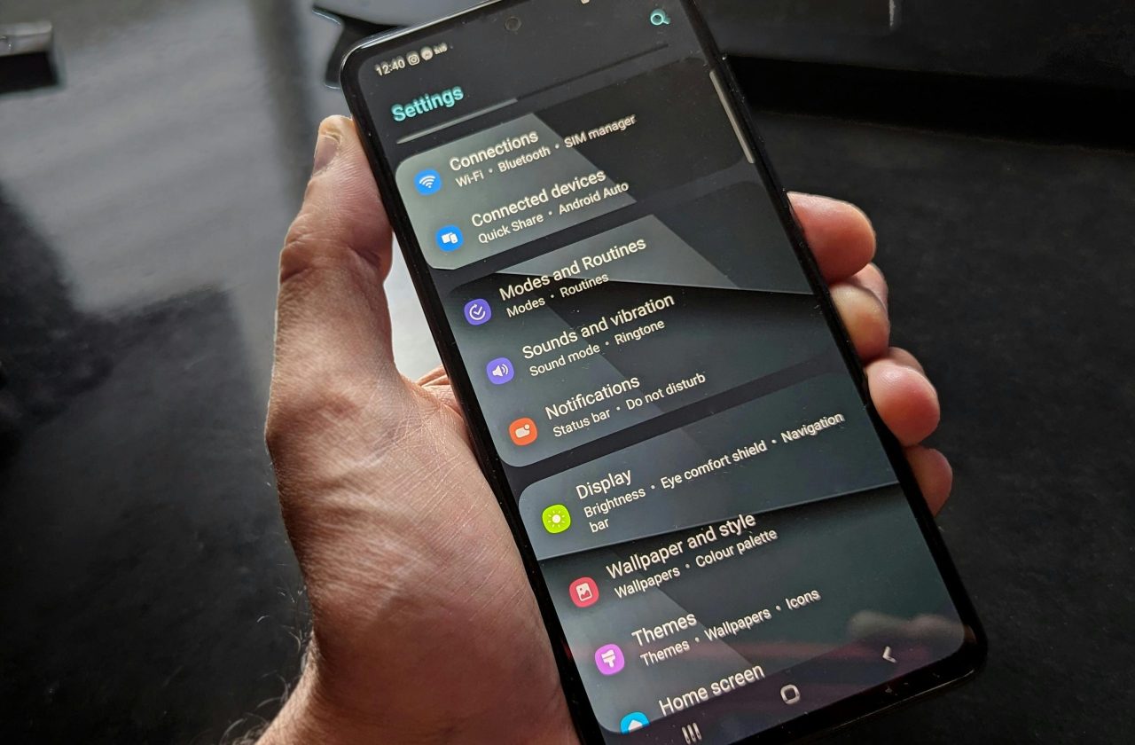 AirDrop and Quick Share