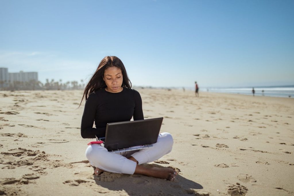 Best Tech Gadgets for Digital Nomads